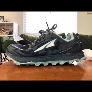 Altra Lone Peak Trail Running Shoes